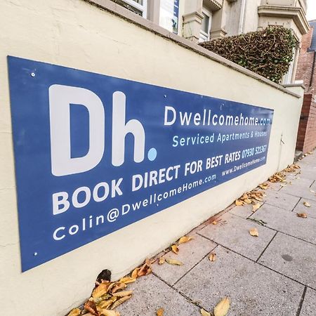 Dwellcome Home Ltd 2 Bedroom King & Double Central Apartment, Free Allocated Barrier Secured Parking Space At Rear Entrance & Fast Wifi, Ideal For Long Term Contractor, Corporate, Etc Stays, Regular Housekeeping Option - See Our Site For Assurance Aberdeen Buitenkant foto